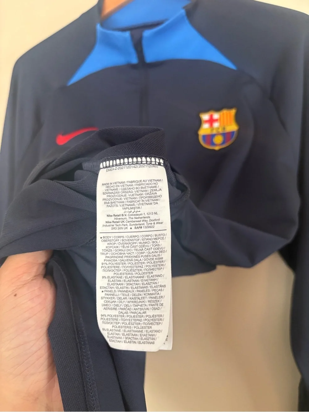 FC Barcelona Nike Training Top quarter-zip size Xl Nike Dri-Fit